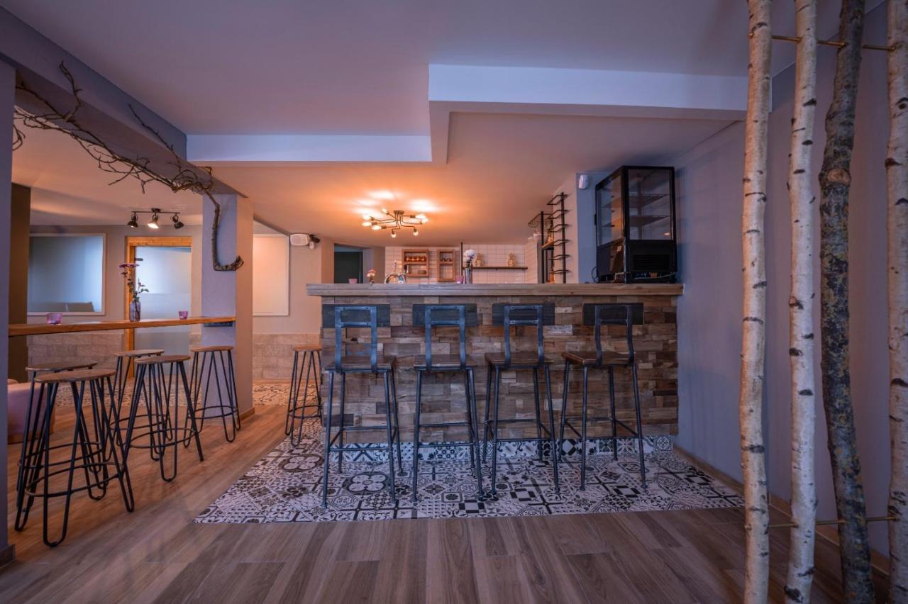 Village Bistro & Bar Fremdenzimmer Dettingen an der Erms Екстериор снимка